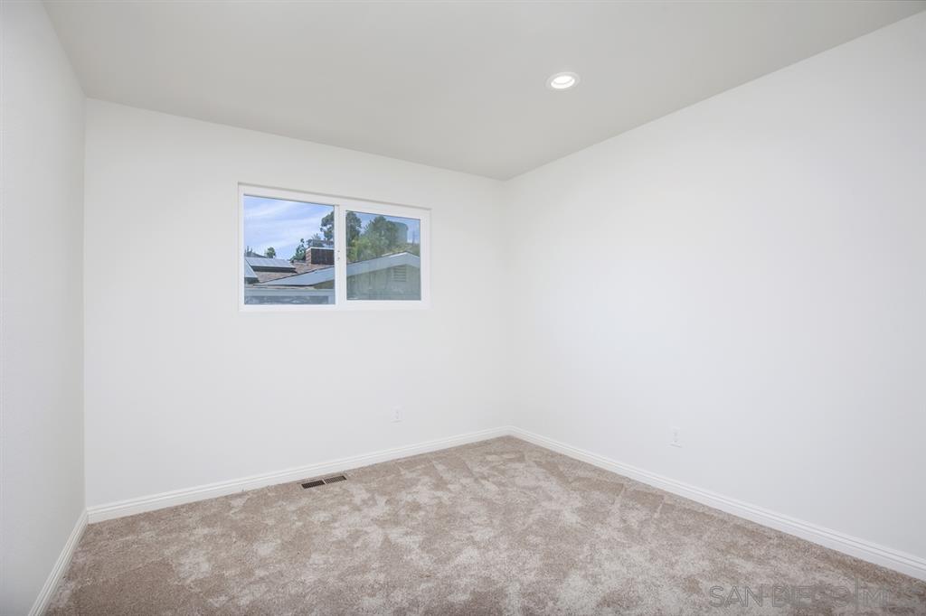 12470 Gay Rio Drive Lakeside, CA 92040 - Photo 16 of 24 Gallery Image 16