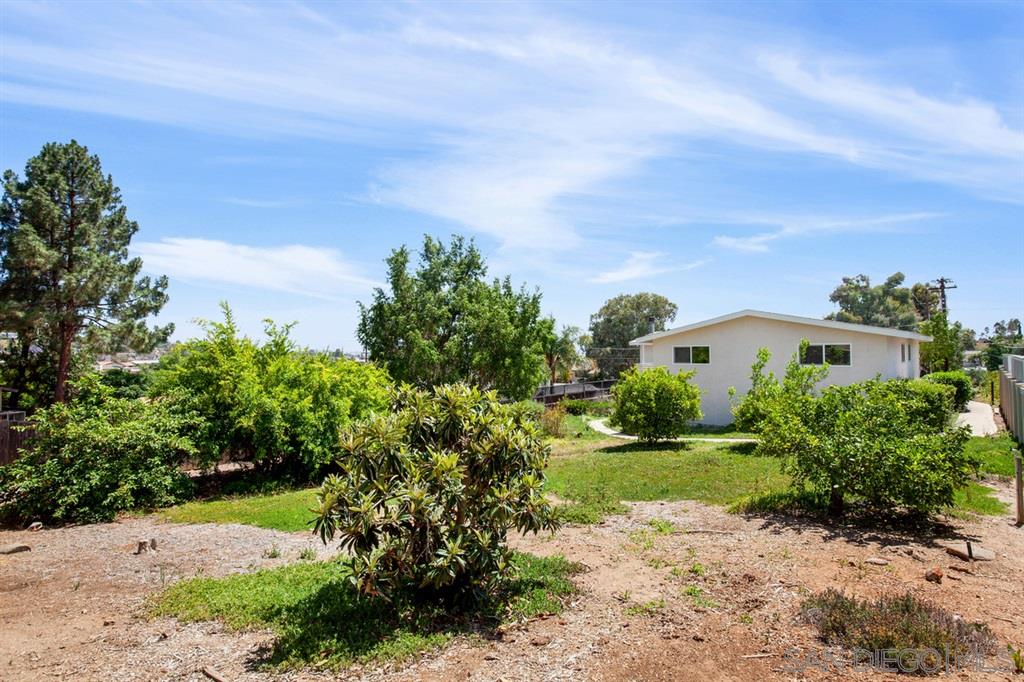12470 Gay Rio Drive Lakeside, CA 92040 - Photo 20 of 24 Gallery Image 20