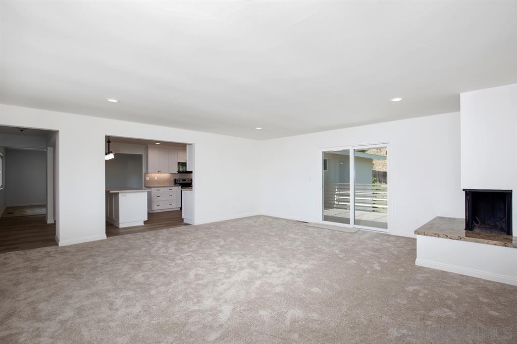 12470 Gay Rio Drive Lakeside, CA 92040 - Photo 6 of 24 Gallery Image 6