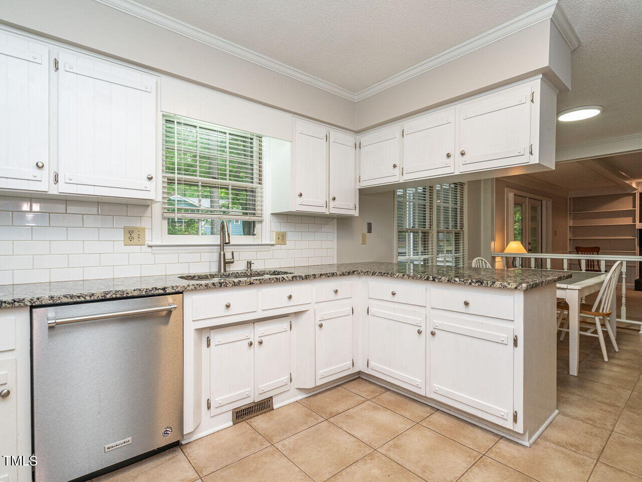 7417 Old Hundred Road Raleigh, NC 27613 - Photo 19 of 31 014-1280x960-kitchen
