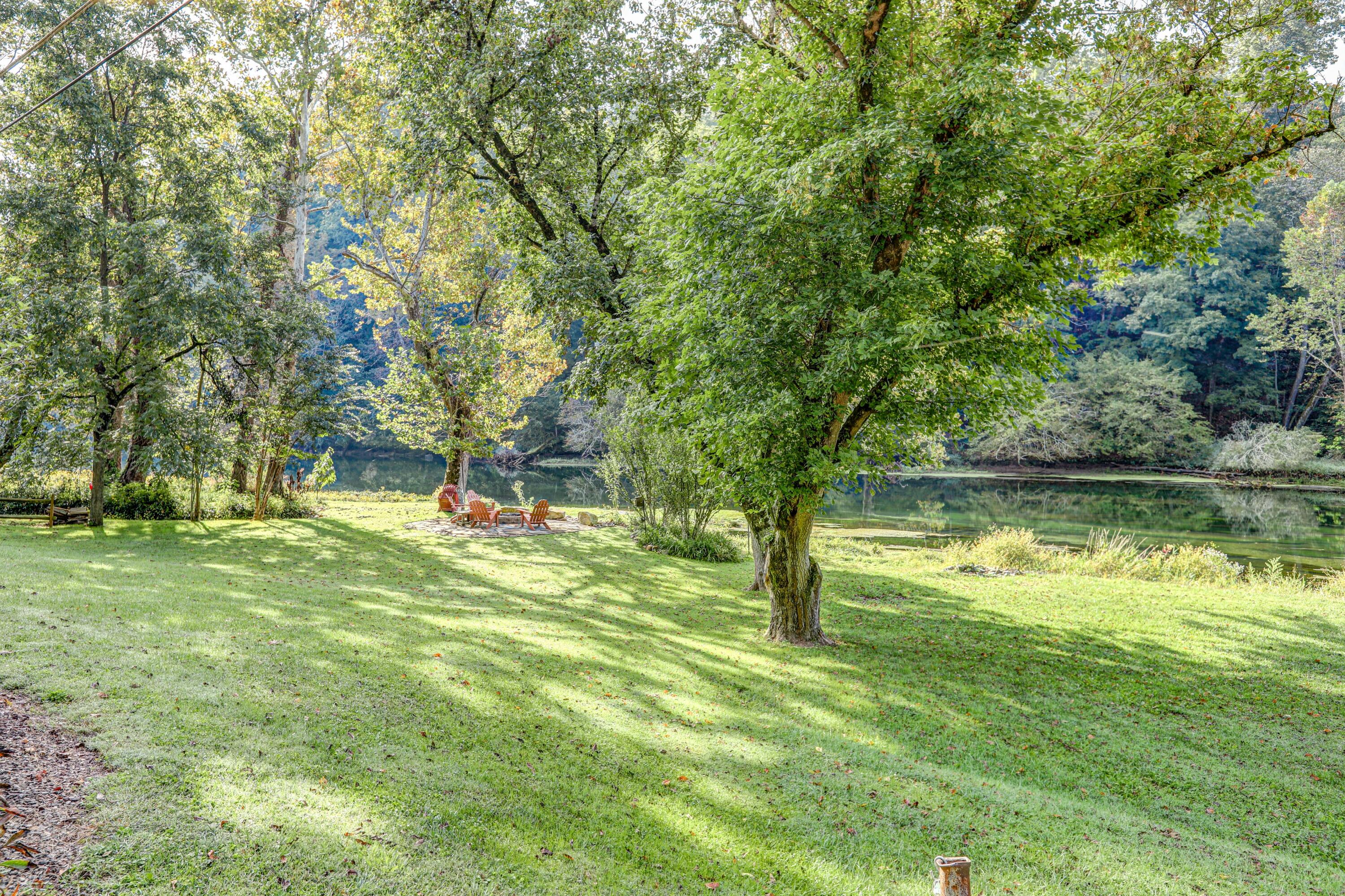 1541 Riverside Road Bluff City, TN 37618 - Photo 11 of 69 B42A6386_87_88_89_90