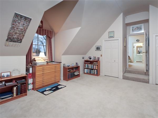 24 Jackson Pond Road, Unit 24 Dedham, MA 02026 - Photo 20 of 26 Gallery Image 20