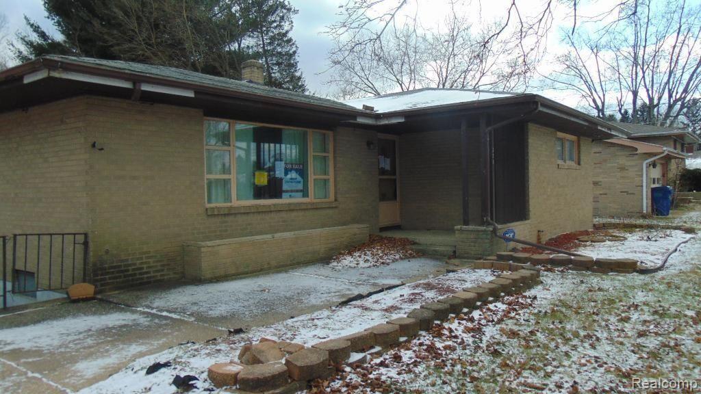 334 Elmside Road Benton Harbor, MI 49022 - Photo 1 of 8 1