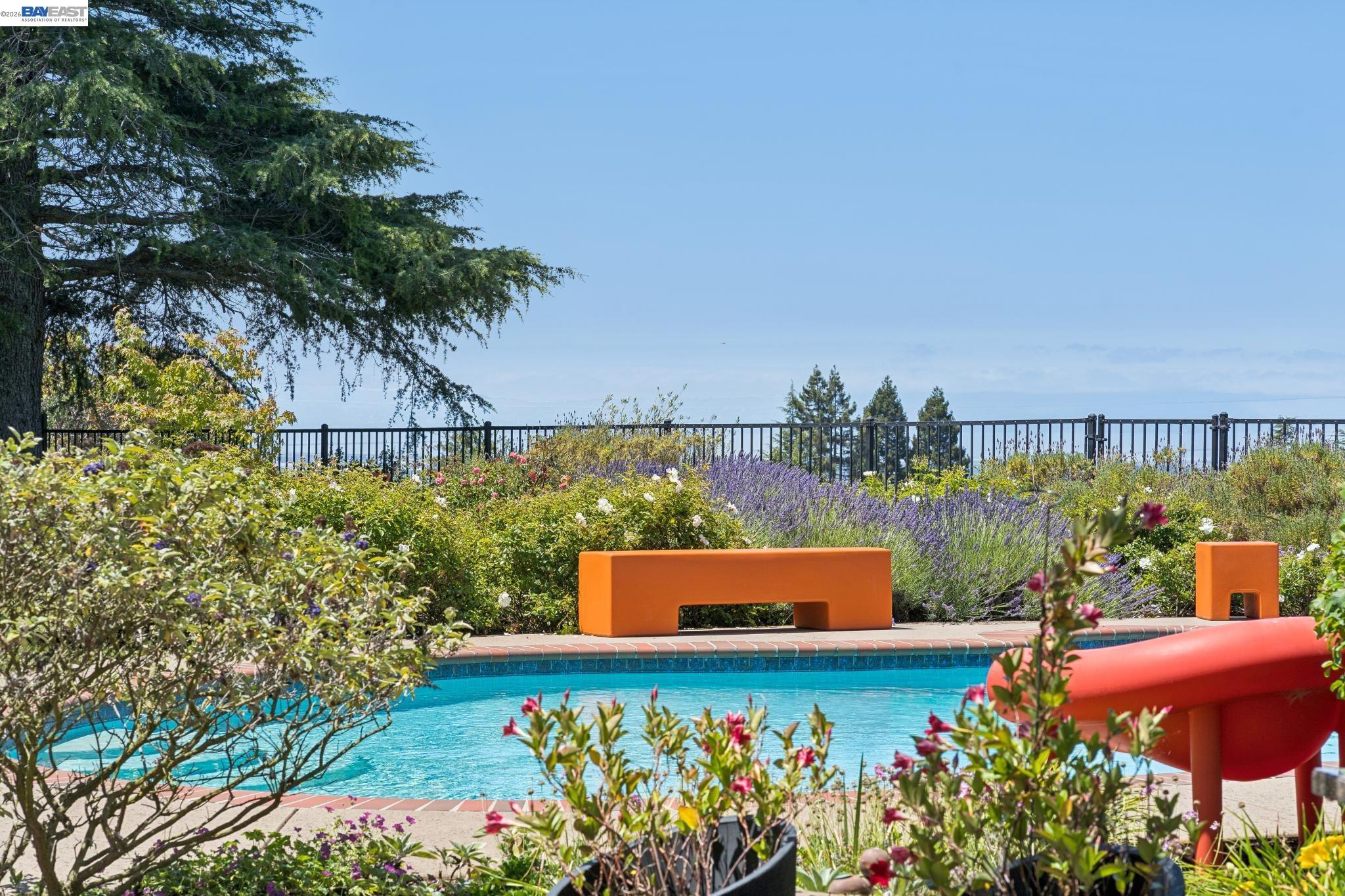 5842 Highwood Road Castro Valley, CA 94552 - Photo 48 of 93