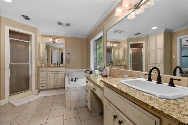 $649,900 | 16 Pegues Place, Longview, TX 75601