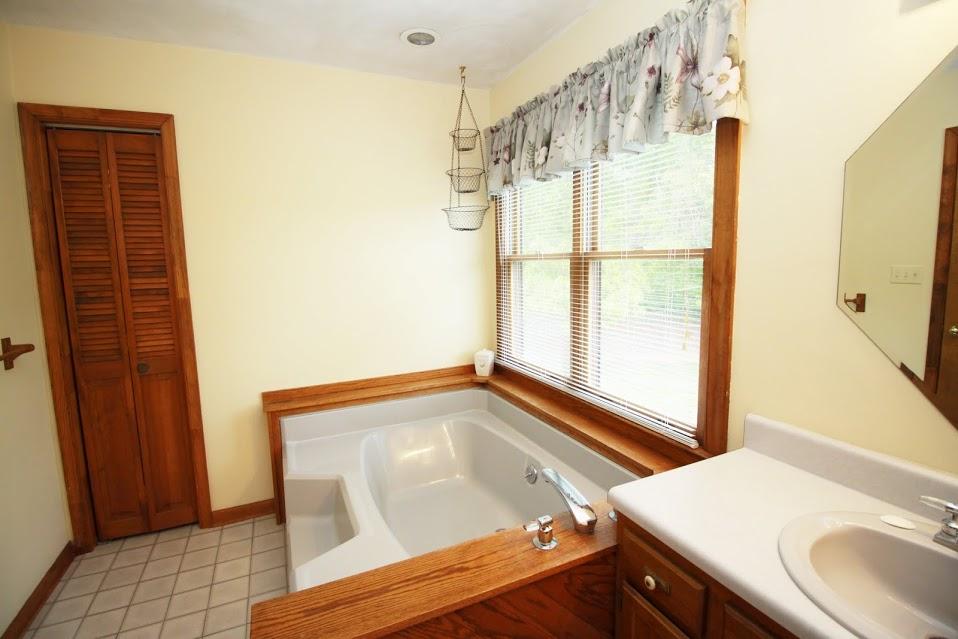 1718 Morewood Road Hardy, VA 24101 - Photo 16 of 36 30a
