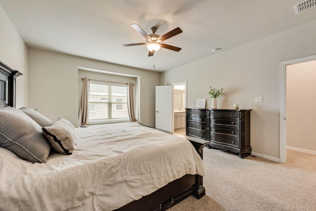 2416 Springhill Avenue Flower Mound, TX 75028 - Photo 21 of 40