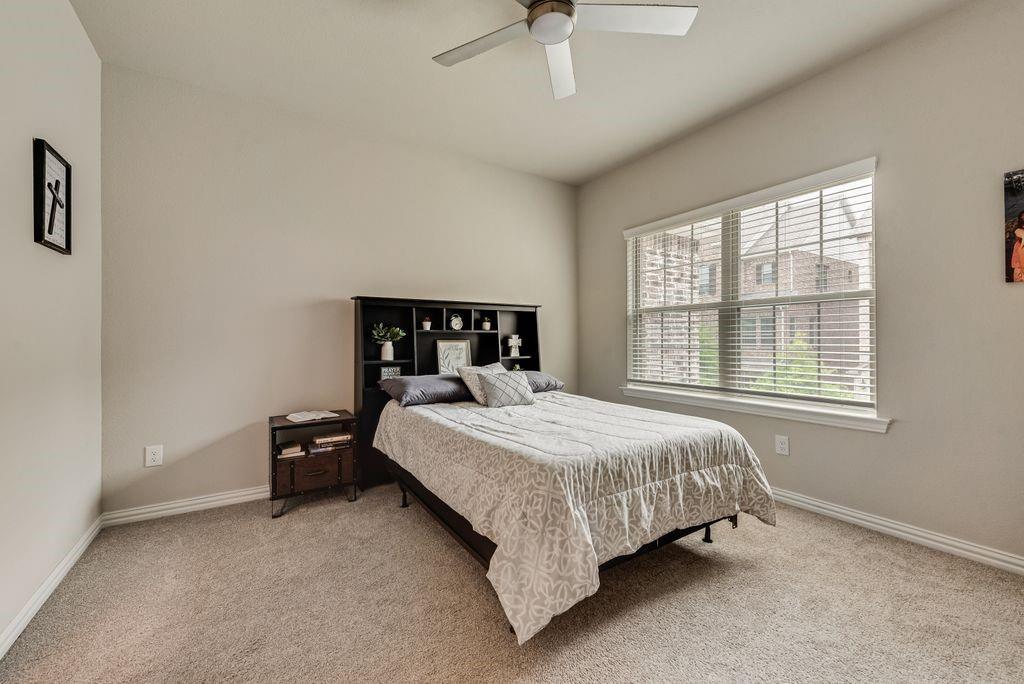 2416 Springhill Avenue Flower Mound, TX 75028 - Photo 26 of 40