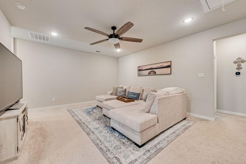 2416 Springhill Avenue Flower Mound, TX 75028 - Photo 34 of 40