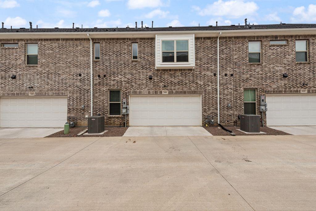2416 Springhill Avenue Flower Mound, TX 75028 - Photo 38 of 40