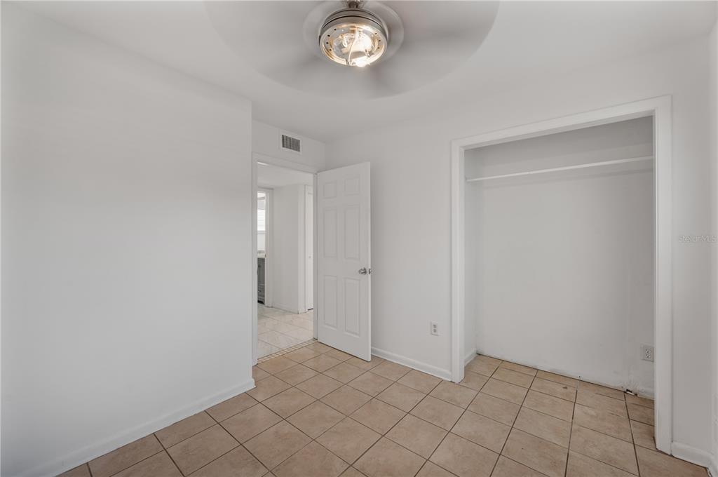 528 South Larry Circle Brandon, FL 33511 - Photo 25 of 38