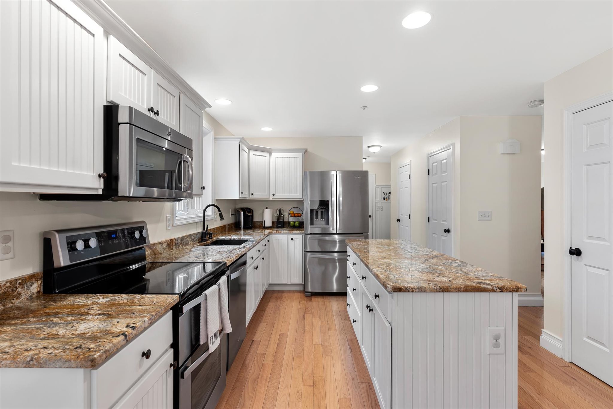 5 Mountain View Road Hooksett, NH 03106 - Photo 13 of 39 Gallery Image 13