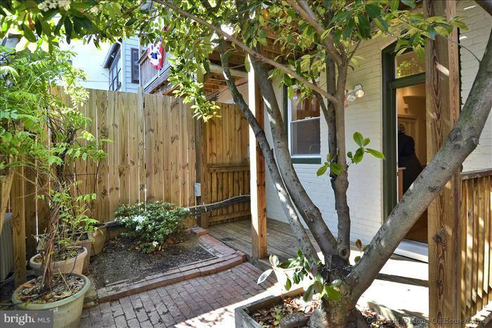 2719 Ontario Road Northwest Washington, DC 20009 - Photo 14 of 30 Exterior (Rear)