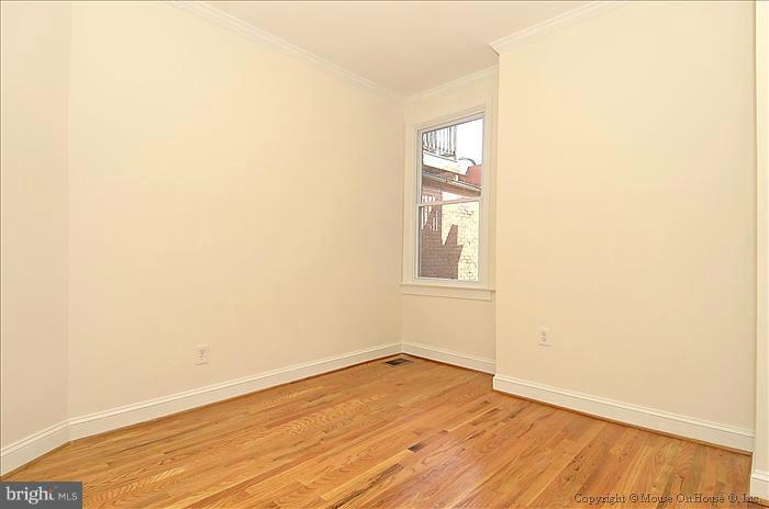2719 Ontario Road Northwest Washington, DC 20009 - Photo 18 of 30 Second bedroom