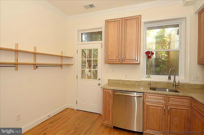 2719 Ontario Road Northwest Washington, DC 20009 - Photo 8 of 30 Kitchen