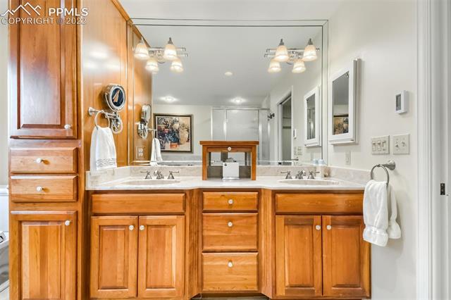 29 Marland Road Colorado Springs, CO 80906 - Photo 12 of 35 Primary Bathroom