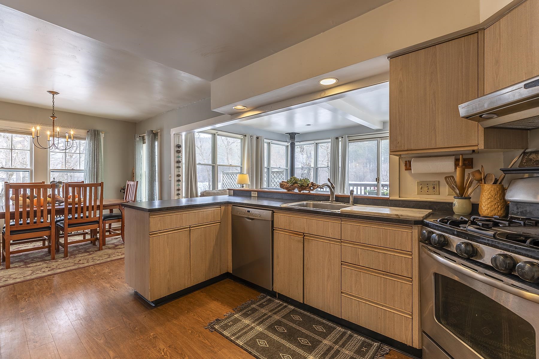 100 Pomfret Road Woodstock, VT 05091 - Photo 15 of 50