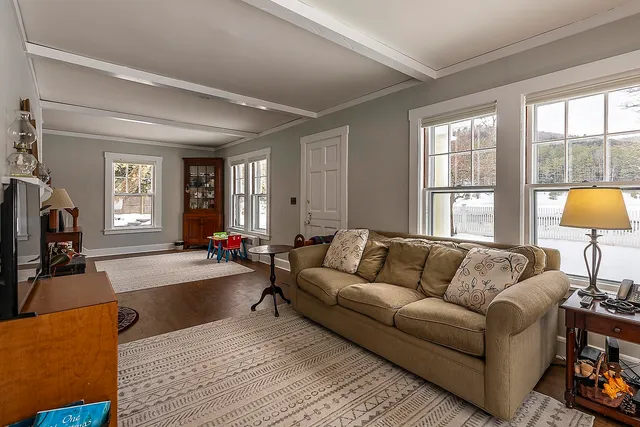 $895,000 | 100 Pomfret Road, Woodstock, VT 05091