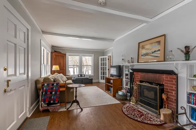 $895,000 | 100 Pomfret Road, Woodstock, VT 05091