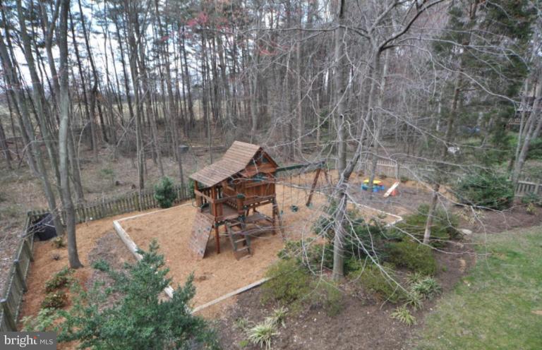 1504 Turtle Rock Lane Reston, VA 20194 - Photo 3 of 29 Deck - View from