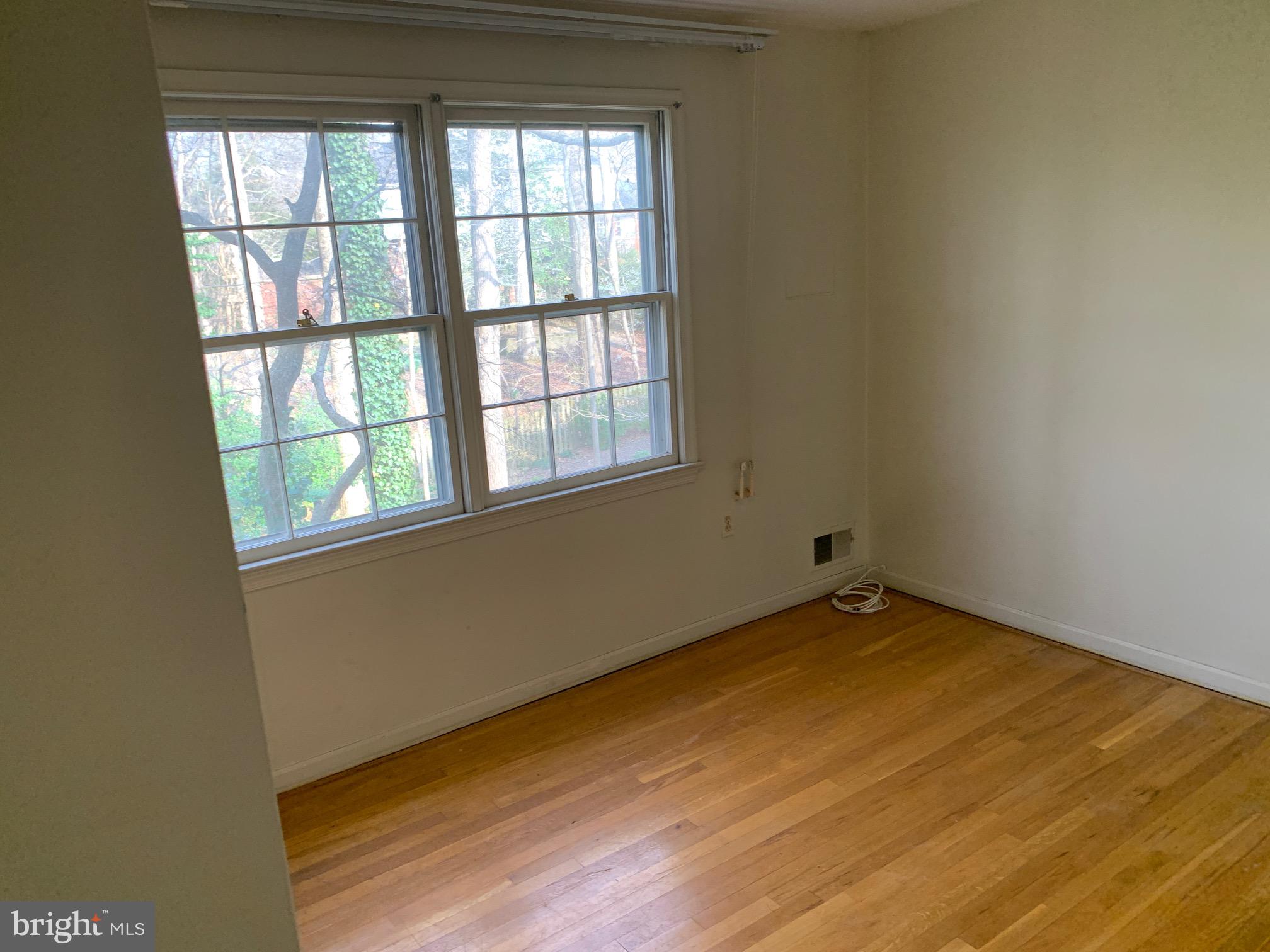 3811 Winterset Drive Annandale, VA 22003 - Photo 11 of 50 Main Level Bedroom 5
