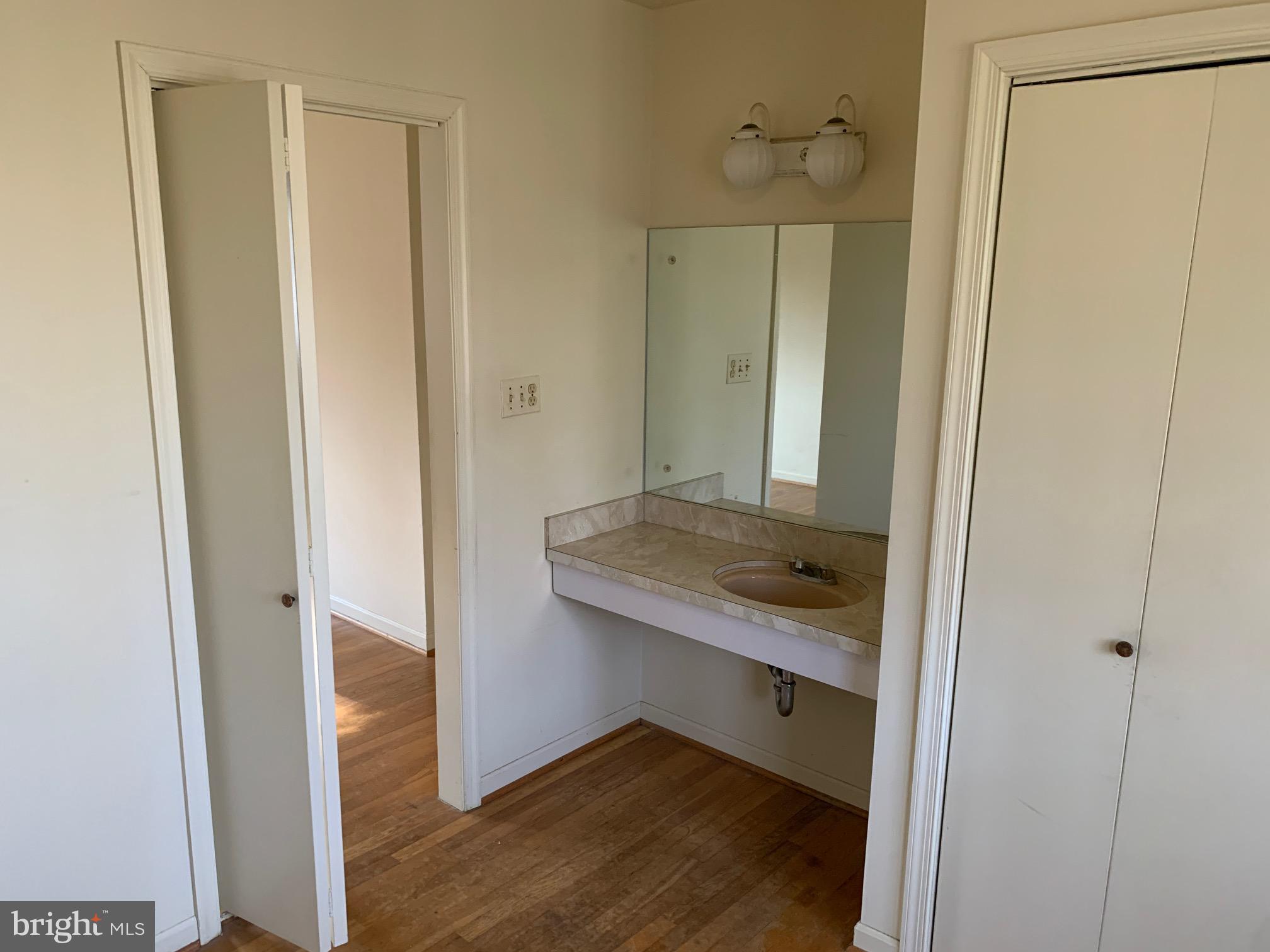 3811 Winterset Drive Annandale, VA 22003 - Photo 21 of 50 Primary Dressinng to BR