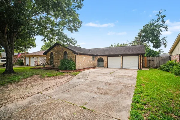 $1,700 | 16315 Deer Lick Drive, Houston, TX 77090
