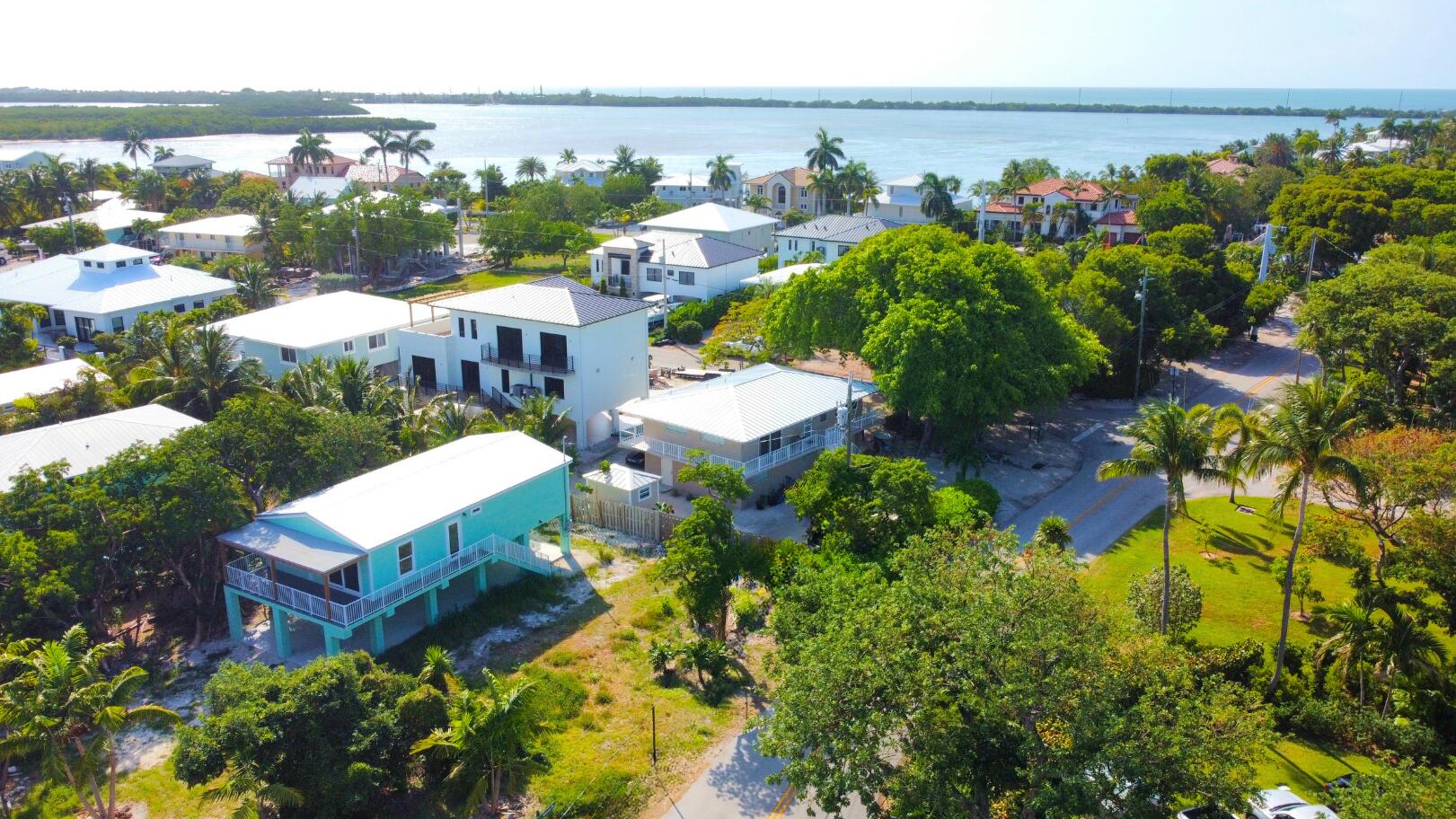 210 Schooner Lane Duck Key, FL 33050 - Photo 24 of 38 1