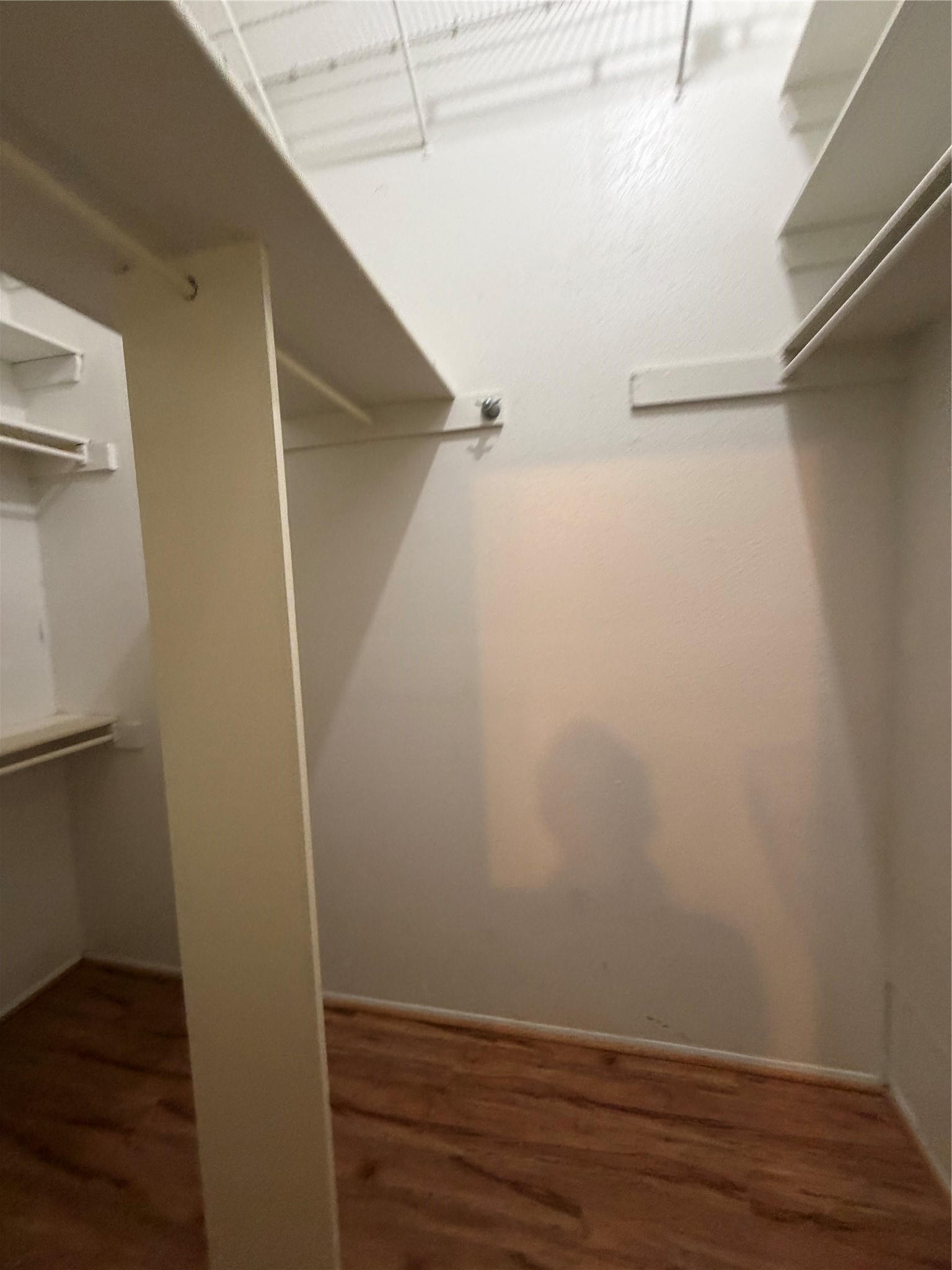 2425 Augusta Drive, Unit 36 Houston, TX 77057 - Photo 21 of 24 a view of small space