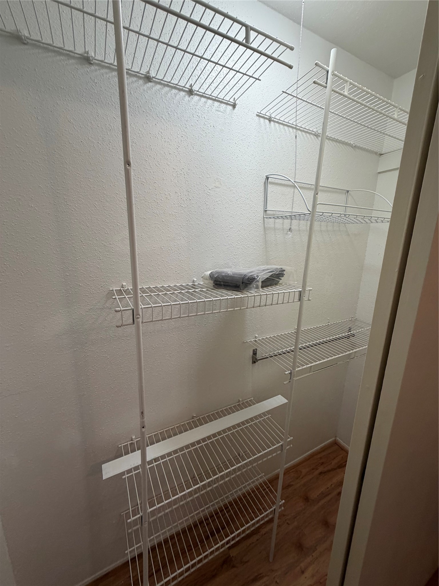 2425 Augusta Drive, Unit 36 Houston, TX 77057 - Photo 23 of 24 a bathroom with a shower