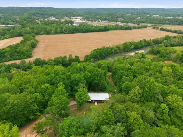$250,000 | 309 River Bluff Road, Linden, TN 37096
