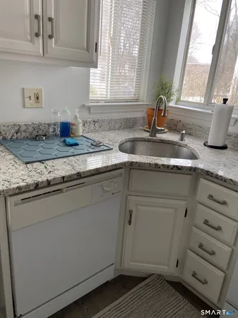 $4,500 | 4 Mc Kendry Court, Norwalk, CT 06853