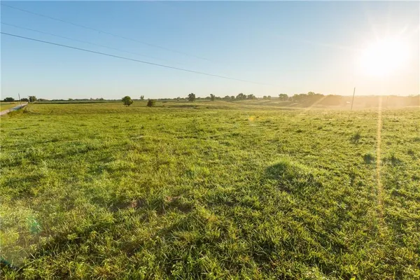 $94,525 | 0 Southeast 401st Road, Leeton, MO 64761