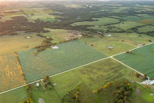 $94,525 | 0 Southeast 401st Road, Leeton, MO 64761