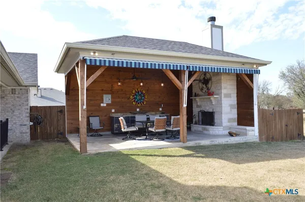 $678,900 | 1026 County Road 3152, Kempner, TX 76539