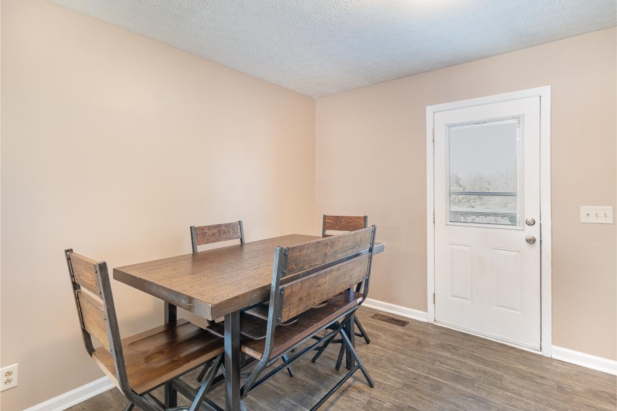 5204 Drake Road Cedar Hill, TN 37032 - Photo 11 of 30 Gallery Image 11