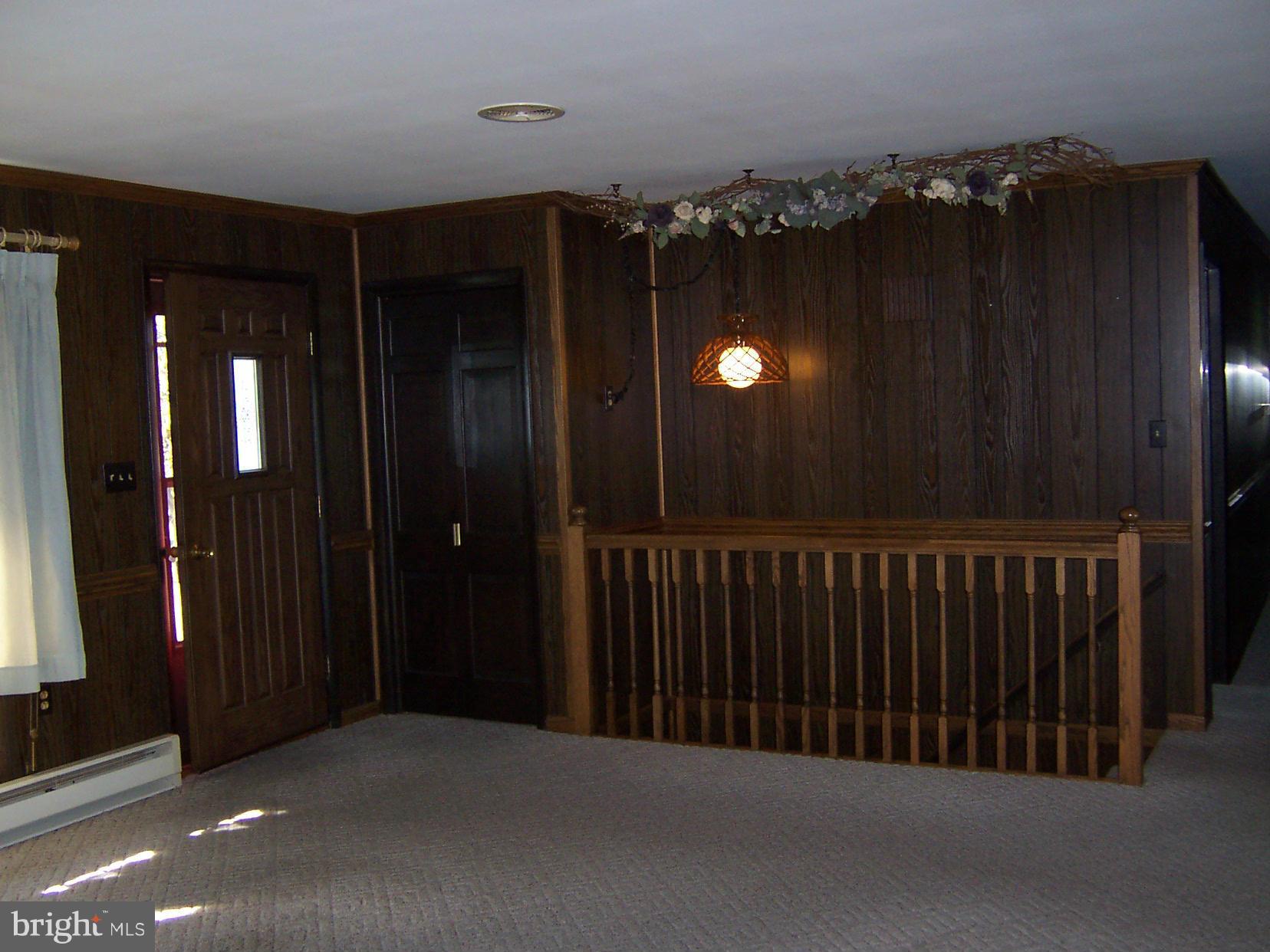 13220 Ridge Road Greencastle, PA 17225 - Photo 8 of 28 Living Room