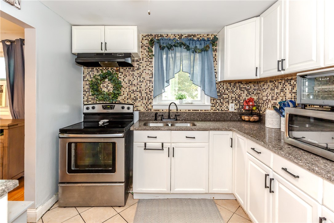 143 Duncan Road Warwick, RI 02886 - Photo 15 of 29 Kitchen