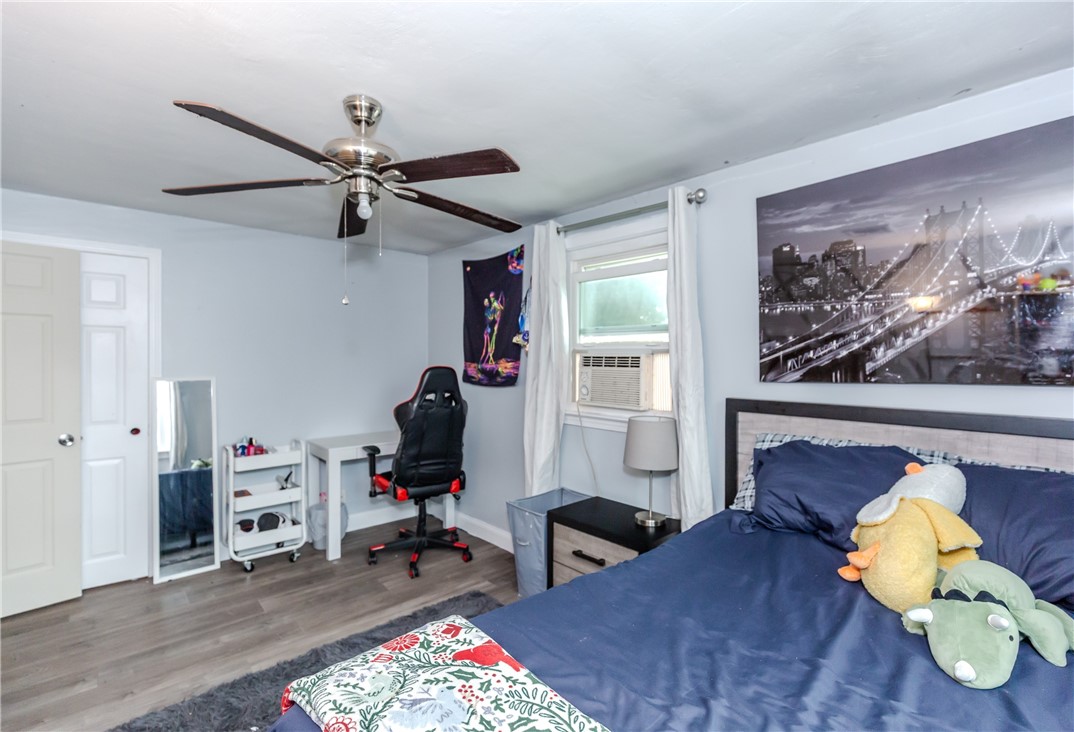 143 Duncan Road Warwick, RI 02886 - Photo 20 of 29 Bedroom 1