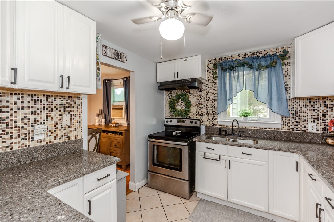 143 Duncan Road Warwick, RI 02886 - Photo 10 of 29 Kitchen