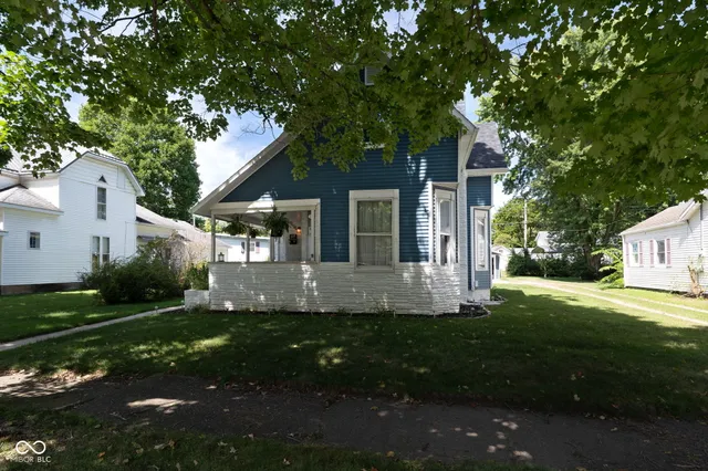 $275,000 | 609 Jefferson Street, Covington, IN 47932