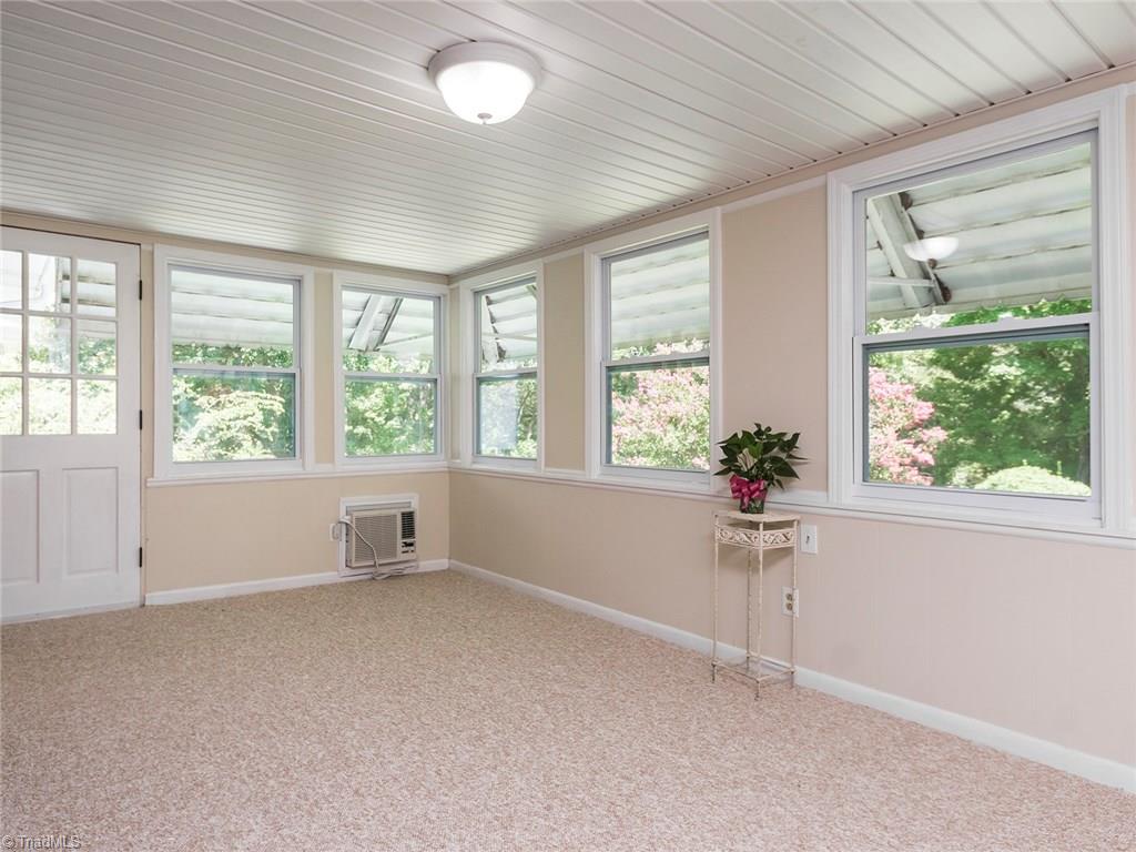 618 Rockspring Road High Point, NC 27262 - Photo 14 of 30 Gallery Image 14