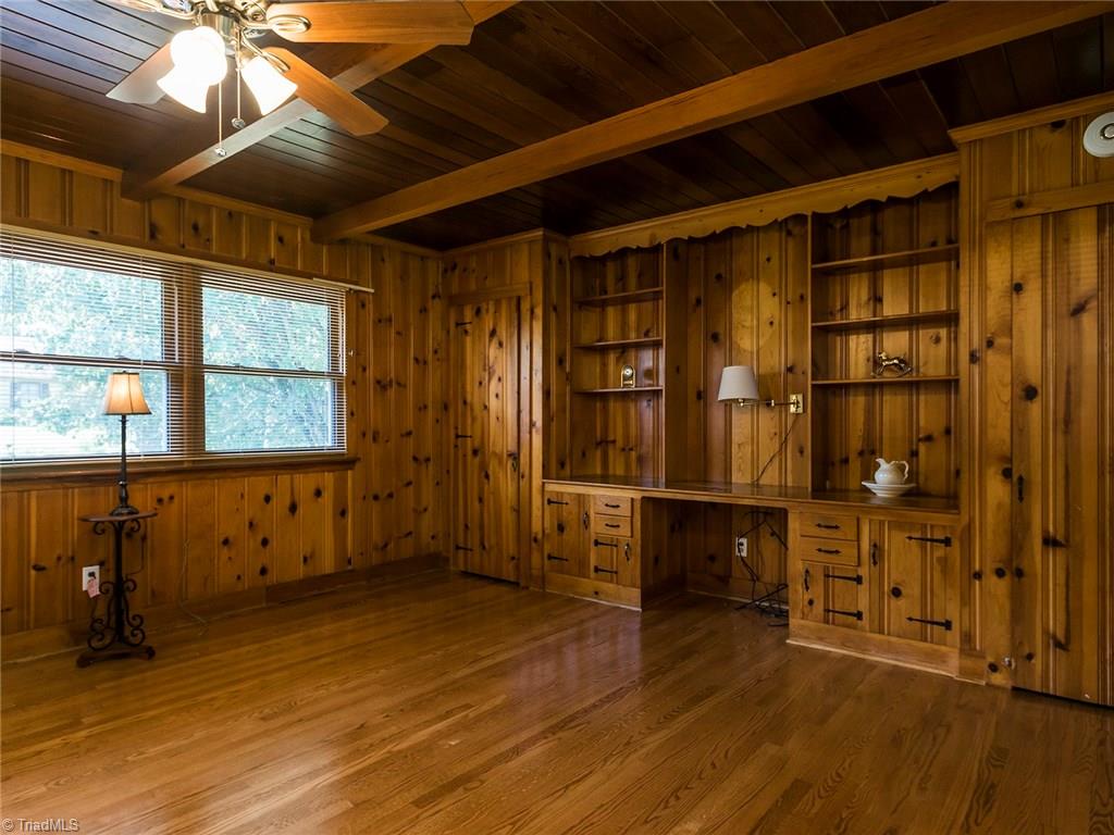 618 Rockspring Road High Point, NC 27262 - Photo 16 of 30 Gallery Image 16