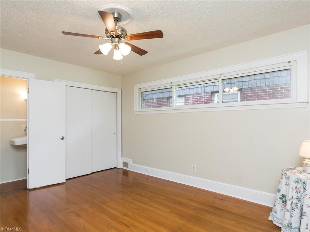 618 Rockspring Road High Point, NC 27262 - Photo 21 of 30 Gallery Image 21