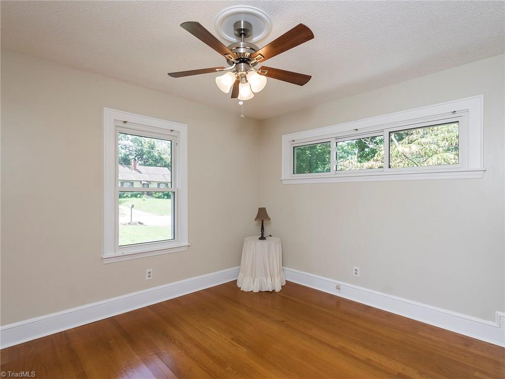 618 Rockspring Road High Point, NC 27262 - Photo 22 of 30 Gallery Image 22