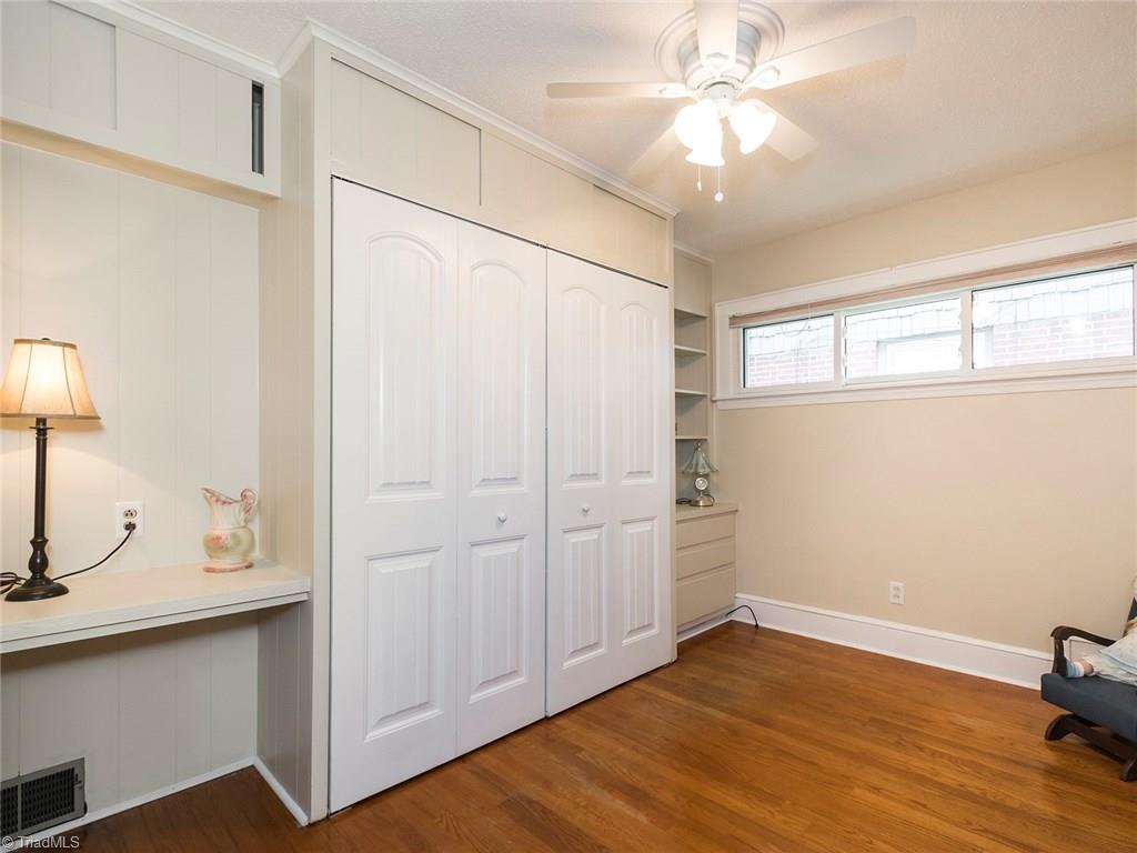 618 Rockspring Road High Point, NC 27262 - Photo 24 of 30 Gallery Image 24