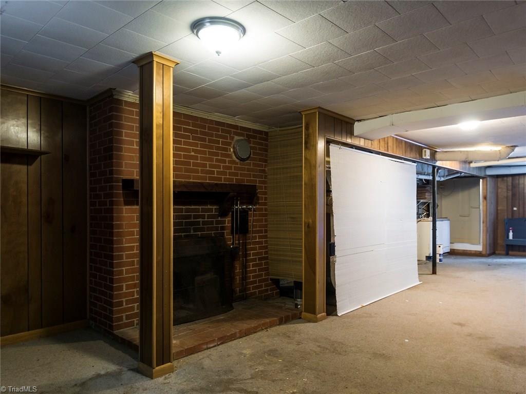 618 Rockspring Road High Point, NC 27262 - Photo 25 of 30 Gallery Image 25