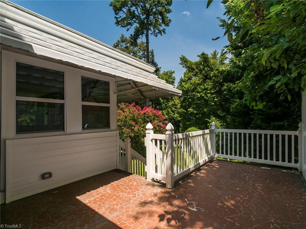 618 Rockspring Road High Point, NC 27262 - Photo 27 of 30 Gallery Image 27