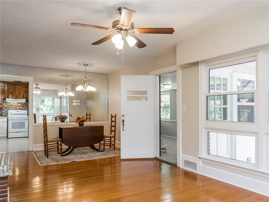 618 Rockspring Road High Point, NC 27262 - Photo 8 of 30 Gallery Image 8