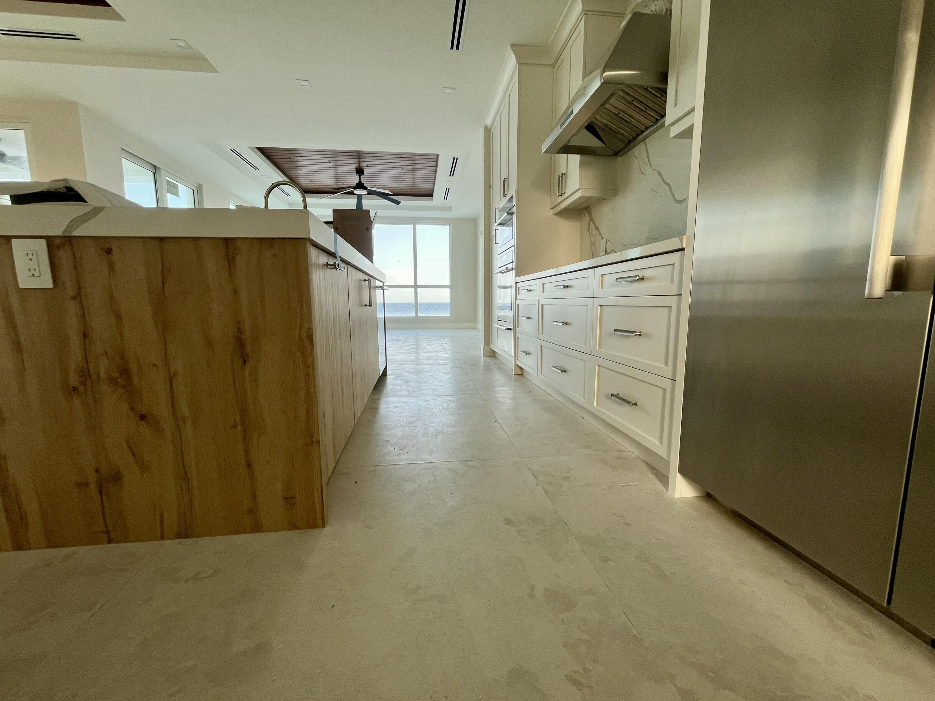 128 Sunrise Drive Marathon, FL 33050 - Photo 17 of 40 a view of hallway